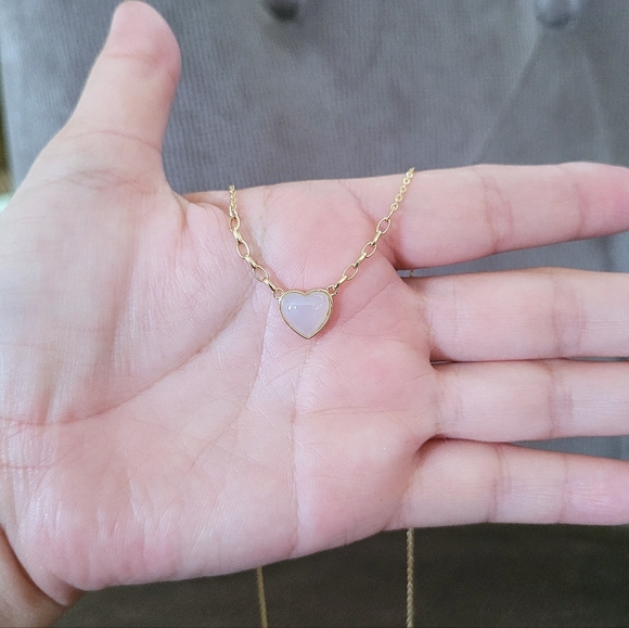 Olivia and Jackson Stationary Moonstone🌙 Heart❤️ Necklace - NIB - Picture 16 of 16